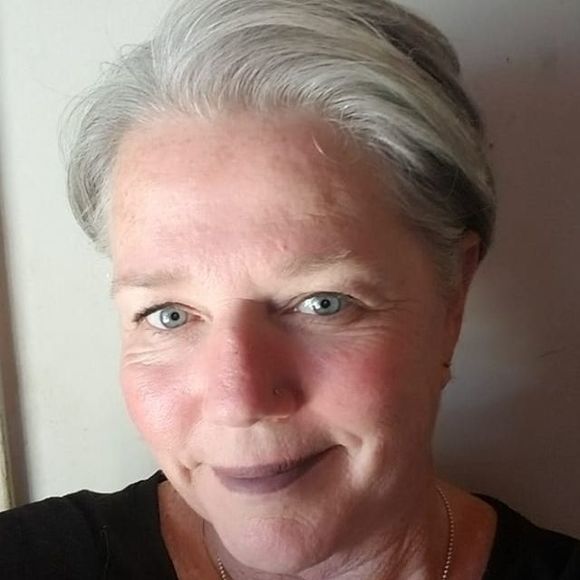 Meet your Posher, Kim - Picture 1 of 1